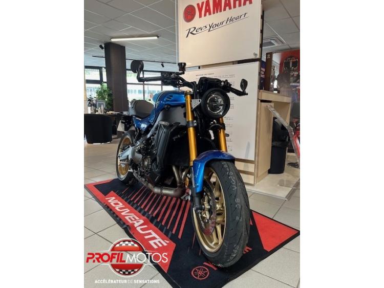 YAMAHA XSR 900