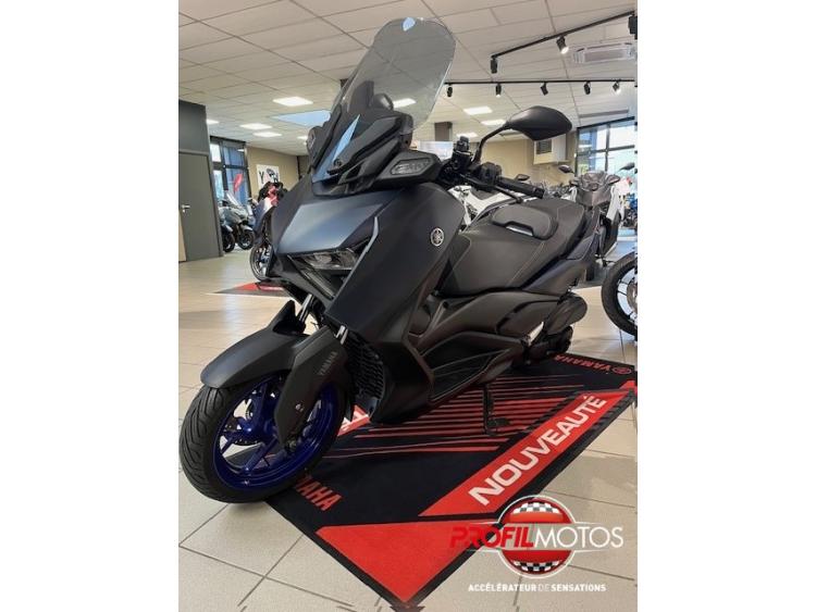 YAMAHA XMAX 125