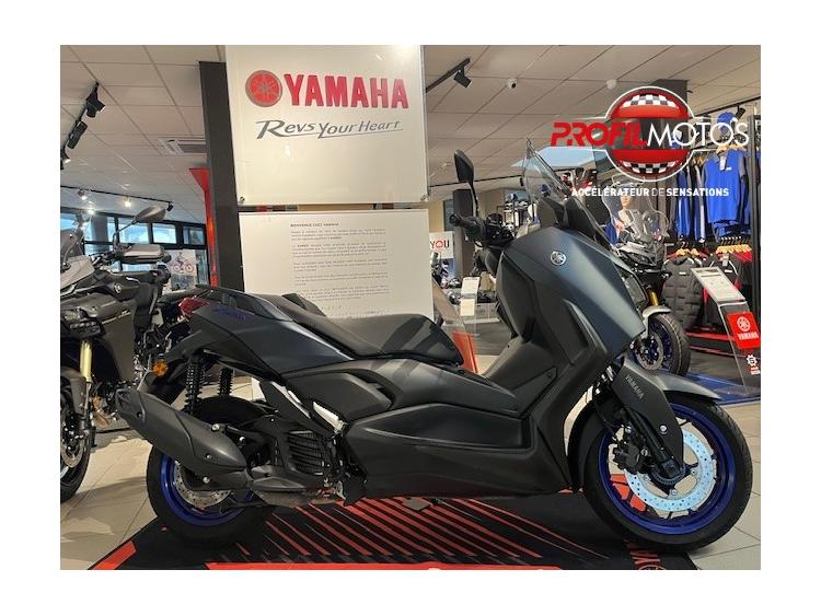 YAMAHA XMAX 125
