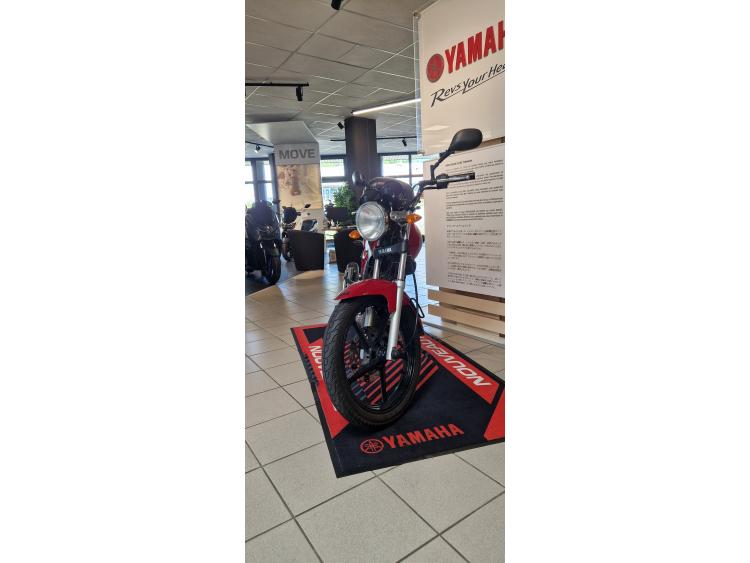 YAMAHA YBR 125