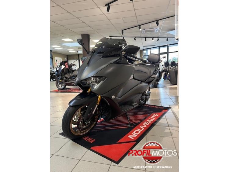 YAMAHA XP T-MAX 560 TECH MAX KAMO