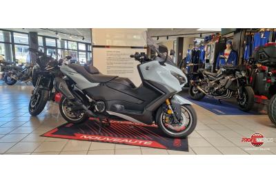 YAMAHA XP T-MAX 560 TECH MAX