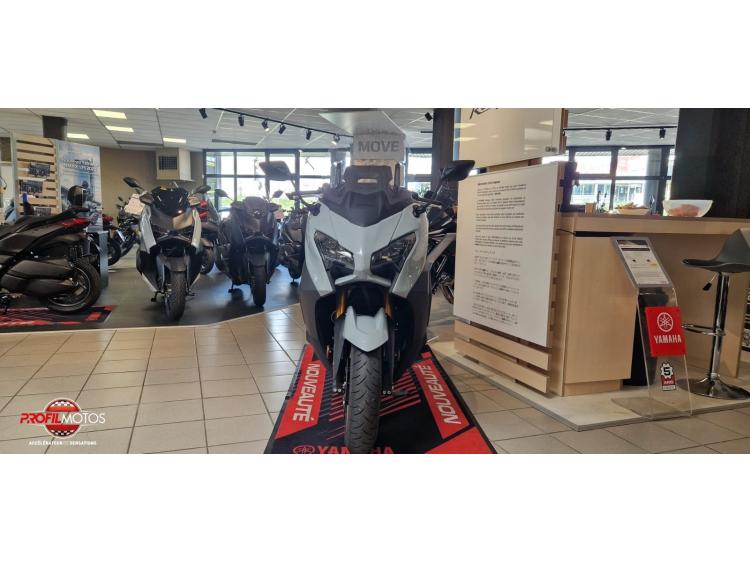 YAMAHA XP T-MAX 560 TECH MAX