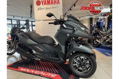 YAMAHA TRICITY 300
