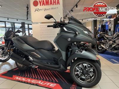 YAMAHA TRICITY 300