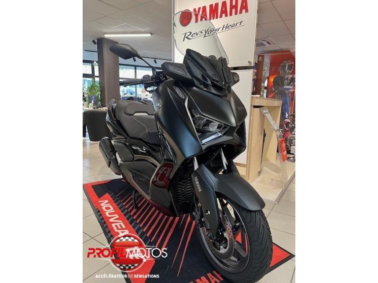 YAMAHA XMAX 300 Tech Max