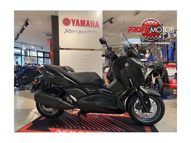YAMAHA XMAX 300 Tech Max
