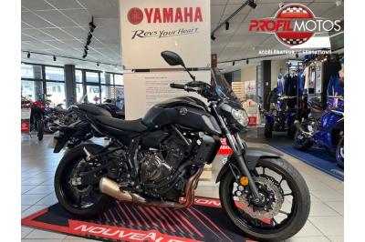YAMAHA MT-07